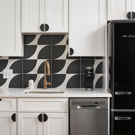 Kasa Studio Revival Atlanta Bilik gambar