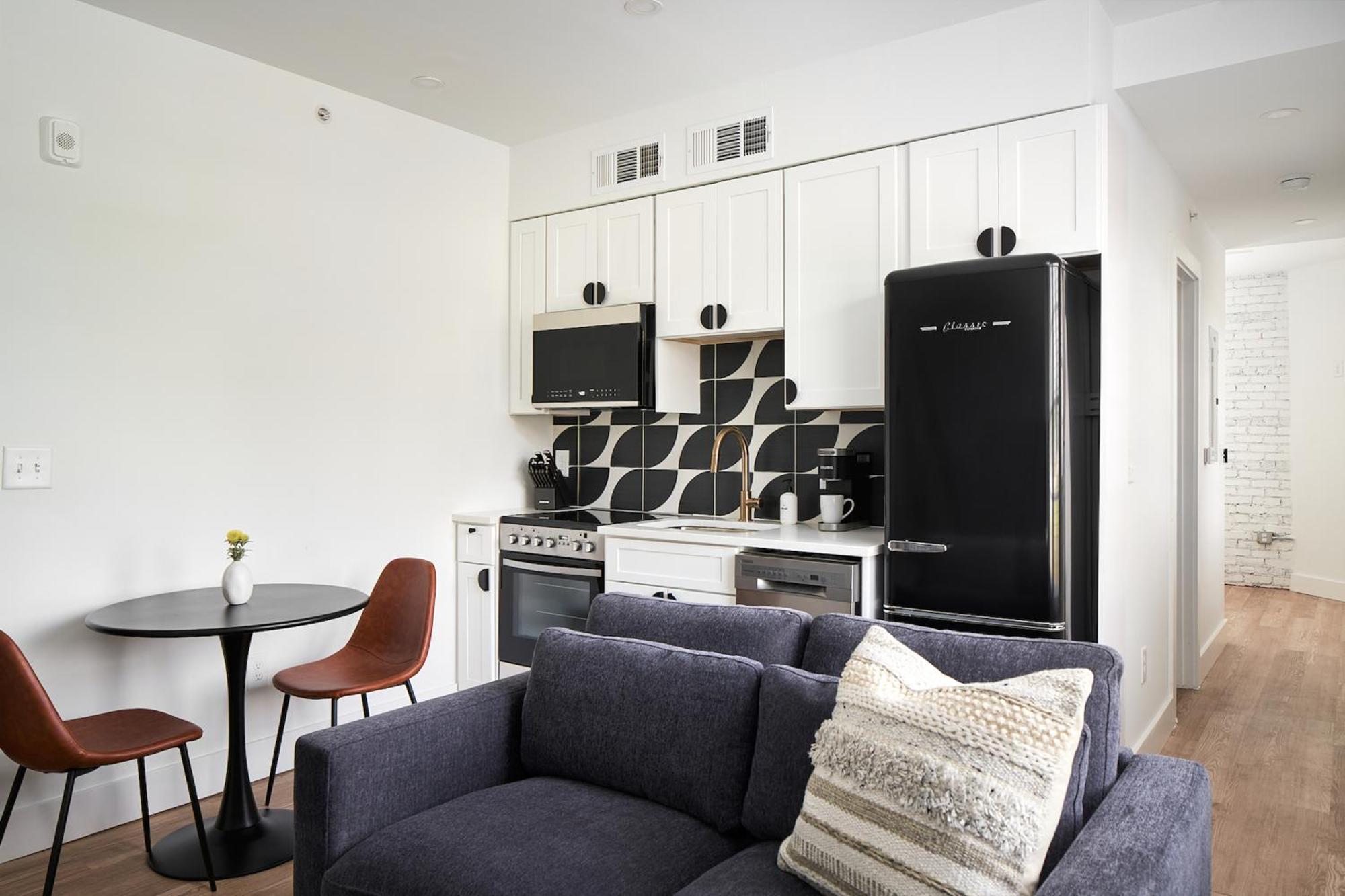Kasa Studio Revival Atlanta Bilik gambar